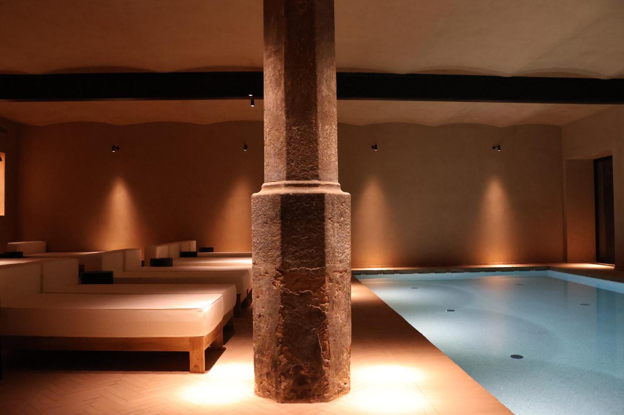 Hotel Elephant 4*