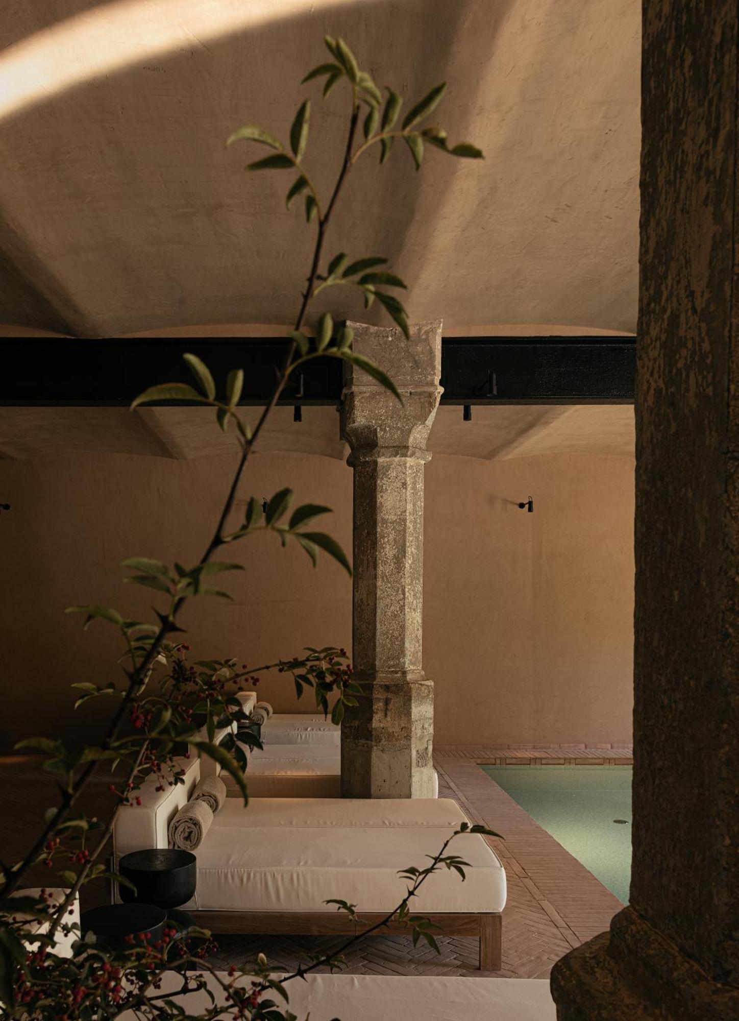 Elephant Hotel