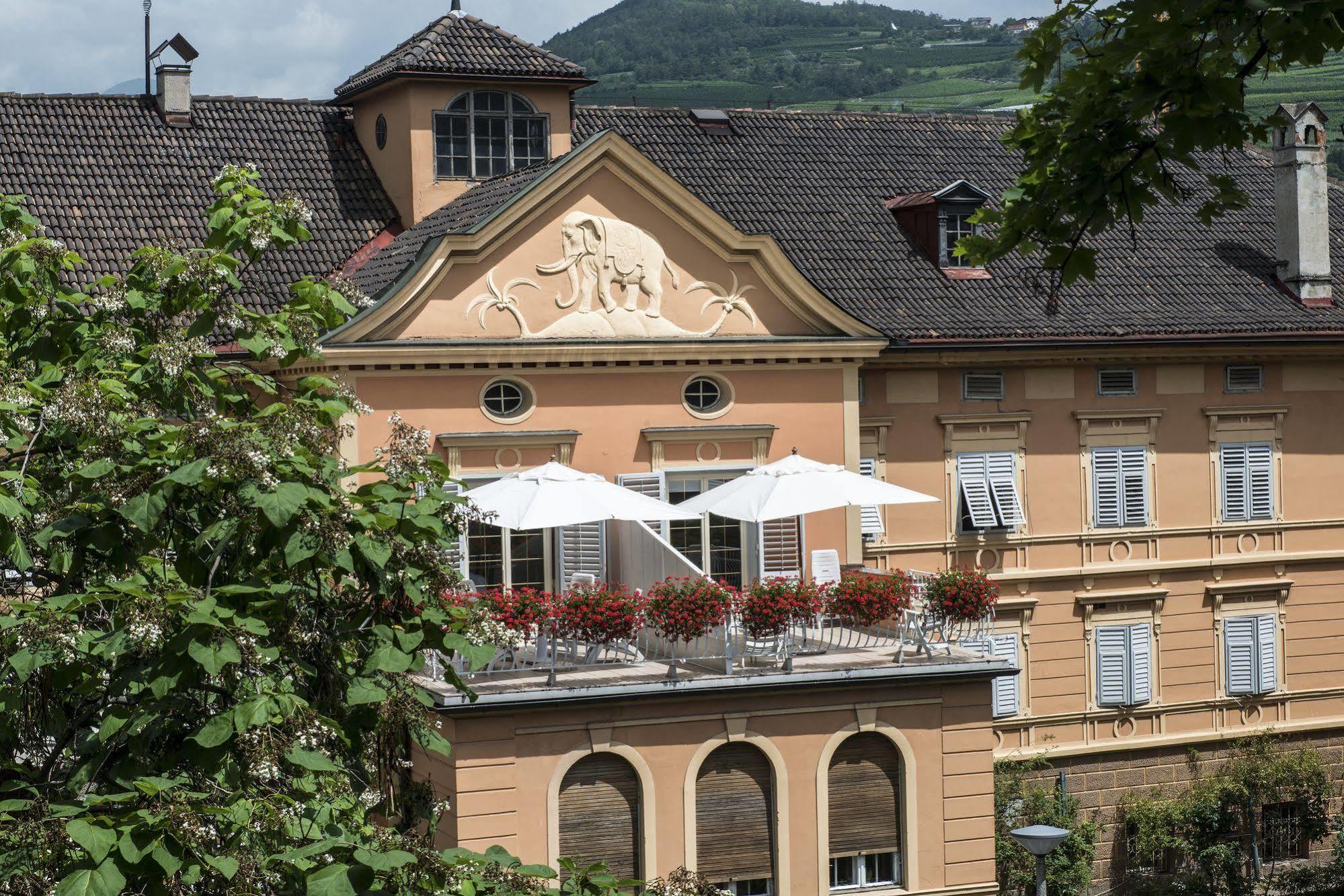 Elephant Hotel
